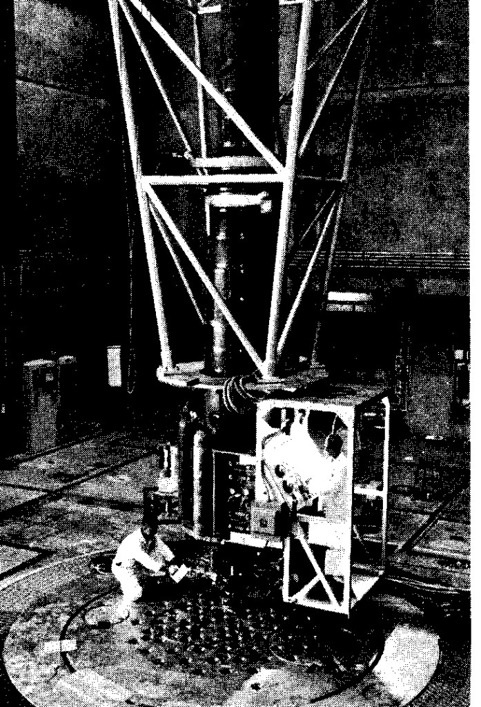 This image has an empty alt attribute; its file name is 16.jpg